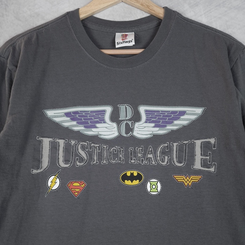Six Flags Justice League Shirt Mens Large Gray DC Comics Batman Heroes Tee